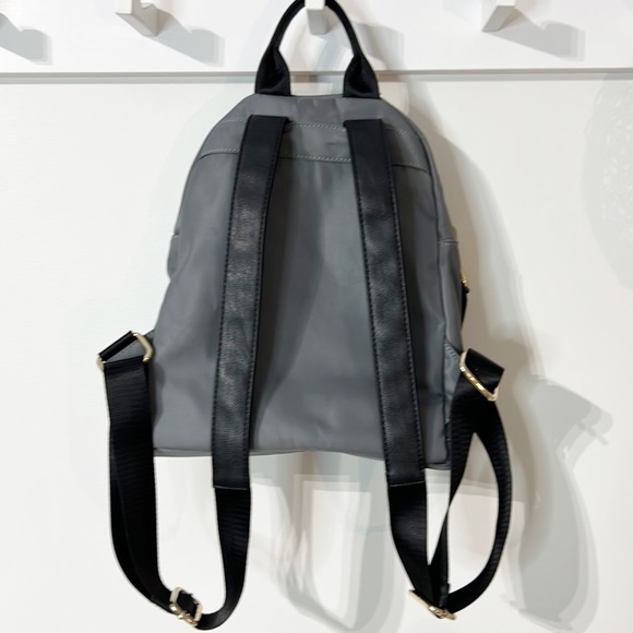 Roots 73 Chelsea Backpack - Picture 2 of 8